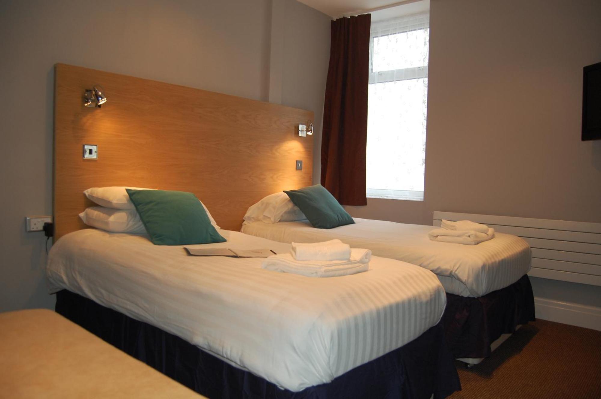 Bed and Breakfast The Dragonfly Blackpool Esterno foto