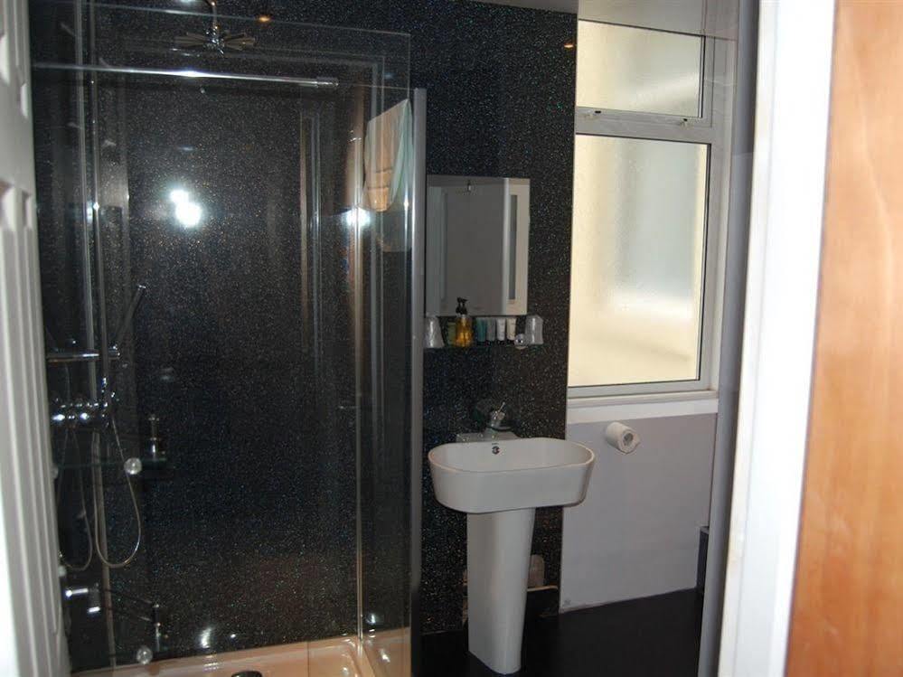 Bed and Breakfast The Dragonfly Blackpool Esterno foto