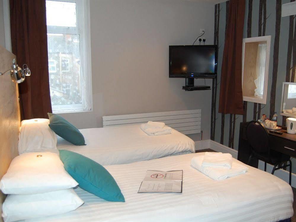 Bed and Breakfast The Dragonfly Blackpool Esterno foto